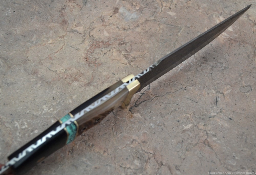 Custom Made Damascus Steel Hunting Knife with Ram /Bull Horn Handle (SK109)-img-7