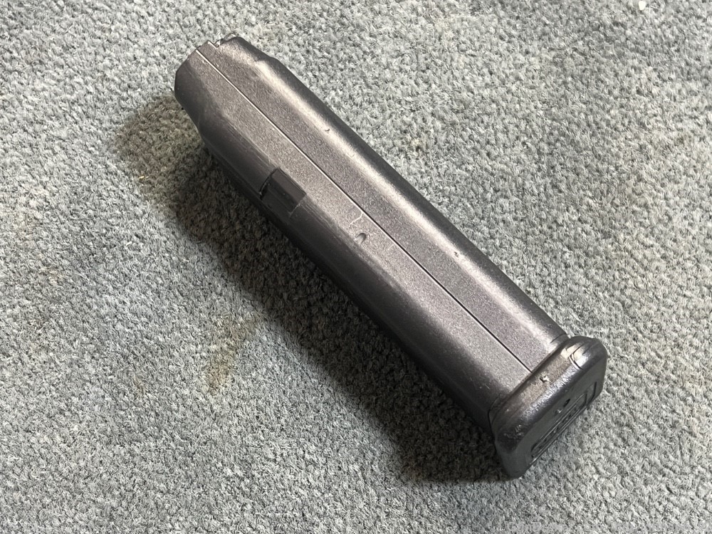 Preban Glock Factory 40 S&W 13rd Magazine PRE-BAN Mag for Glock 23 or 27-img-2