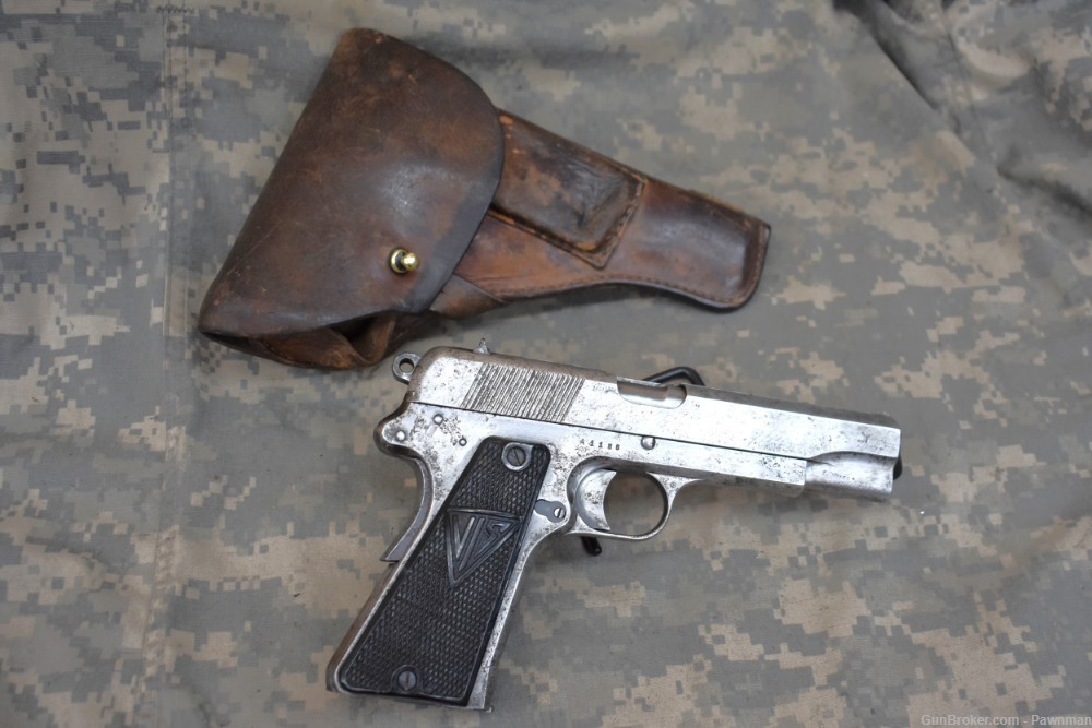 Polish VIZ P35(p) Radom in 9mm made 1940 w/holster & bring-back papers-img-0