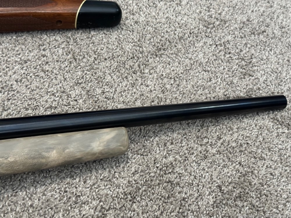 Winchester model 70 Varmint 243 win 21” barrel 2 stocks carbine nice-img-3