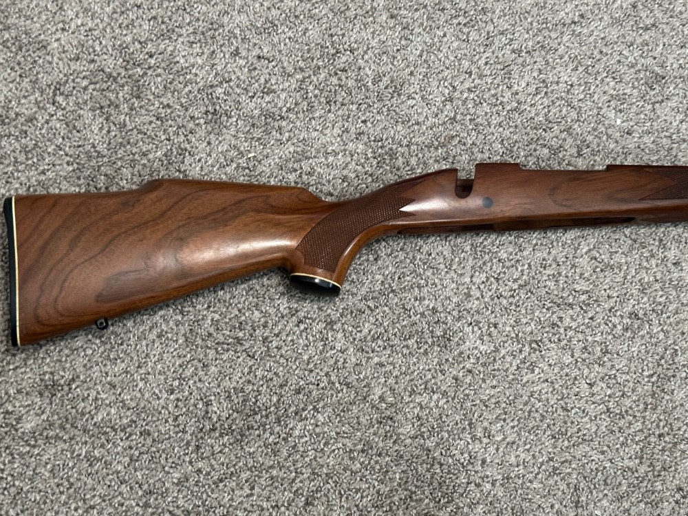 Winchester model 70 Varmint 243 win 21” barrel 2 stocks carbine nice-img-16