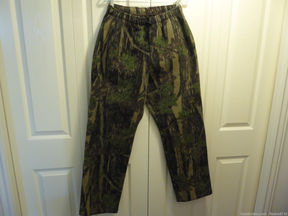 CABELAS CAMO PANTS - MADE IN THE USA! Size Large Regular Quiet Hunting Pant-img-0
