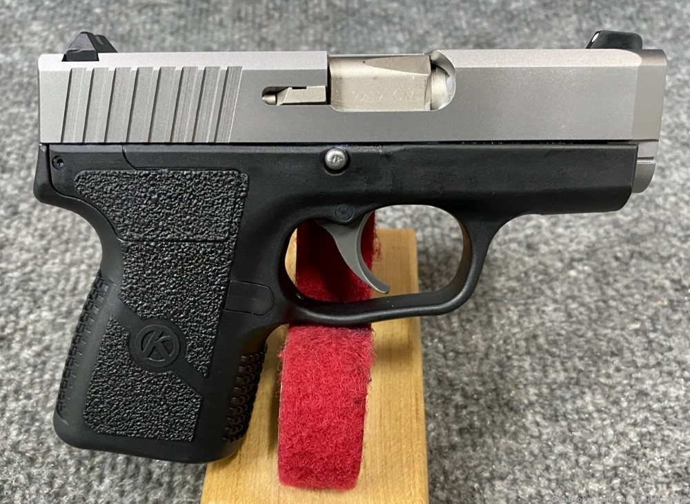 Kahr CM9 9mm pre-owned possibly unfired mint 2 mags and everything else-img-3