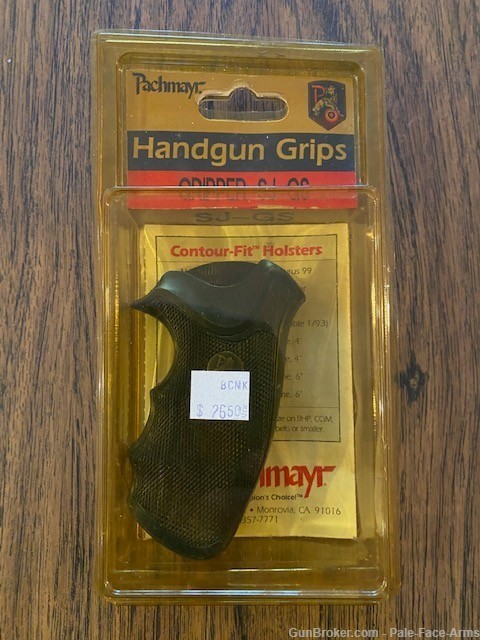 Smith and Wesson Pachmayer Grips, "J" Frame-img-0