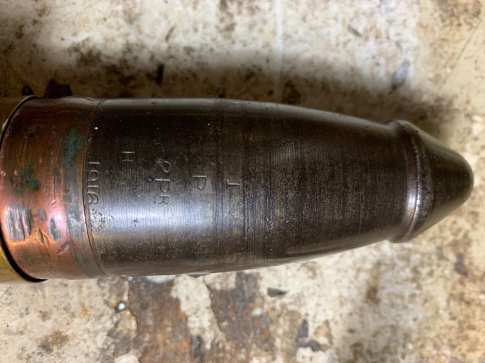 WW1 1916 dated British 40mm 2pdr round -img-1