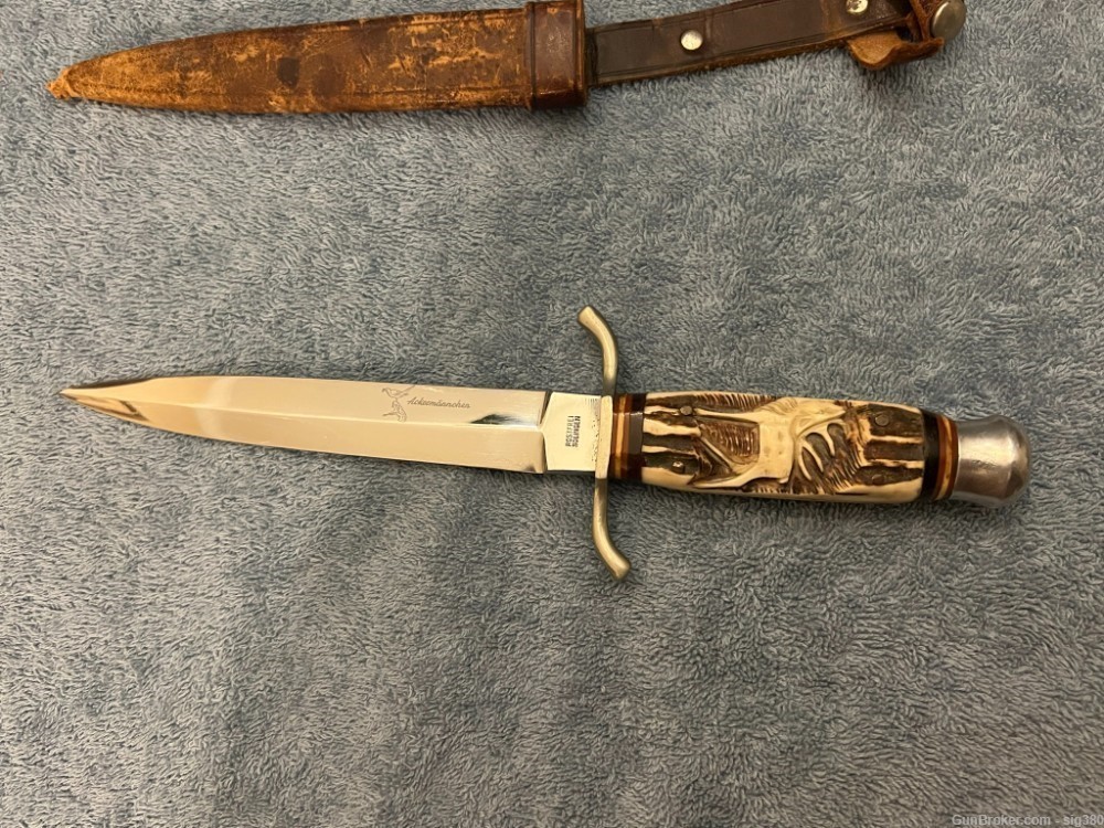 VINTAGE CUSTOM ROSTFRIE HUNTING KNIFE WITH CARVED STAG HANDLE W/ SCABBARD-img-8