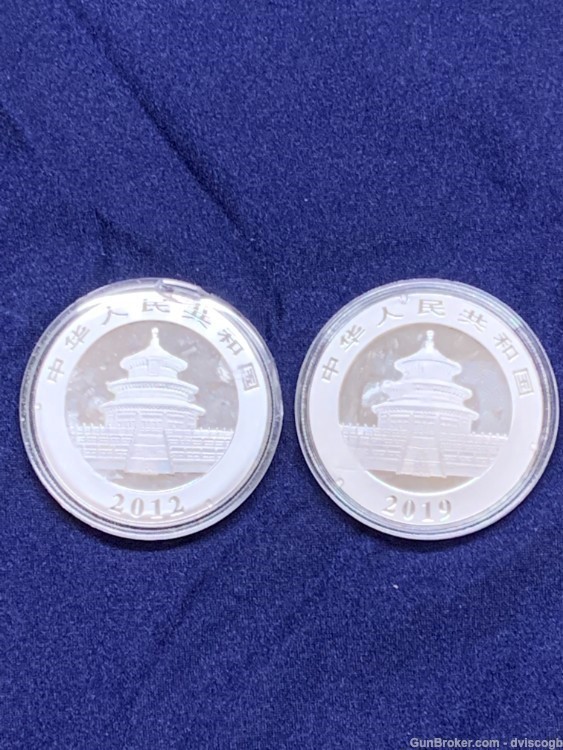 2012 and 2019 China 1 oz fine Silver Panda BU - in capsules -img-1