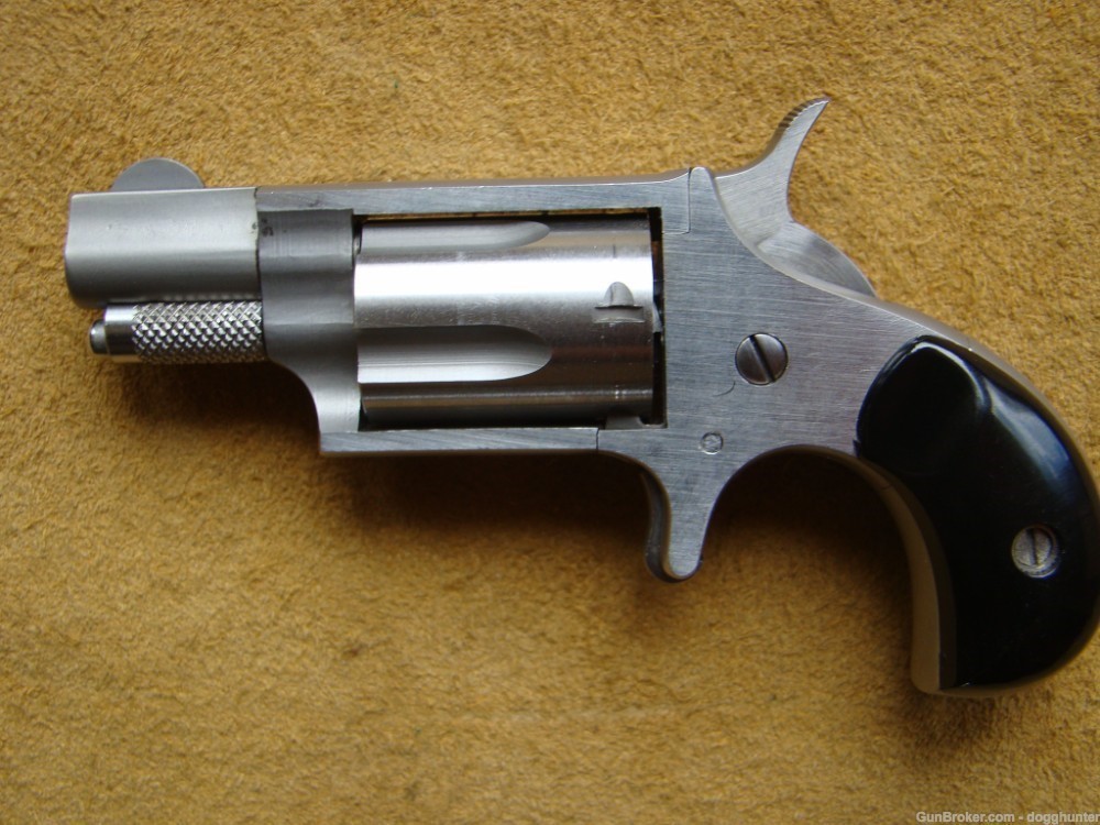 North American NAA Mini Revolver 22 newbury park -img-1