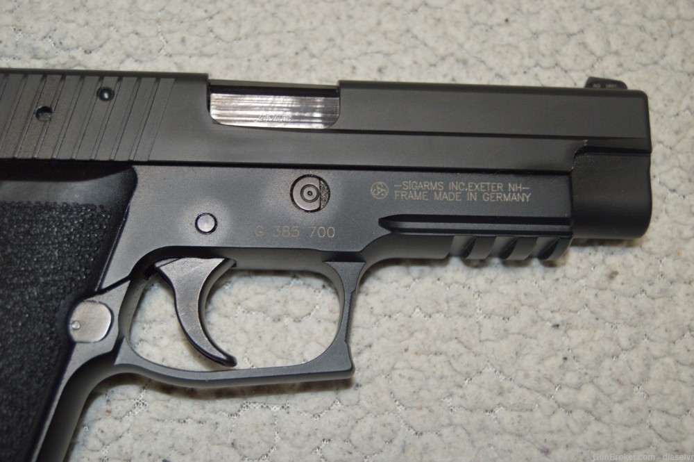 SUPER RARE Sig Sauer P220 SINGLE ACTION ONLY 45 ACP Rail and Night Sights -img-6