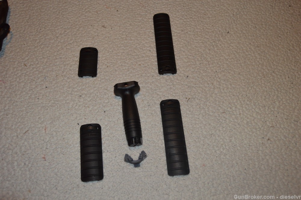 Mil-Spec Knight's Armament Forend pack w/ Verticle Pistol Grip IS002-img-5