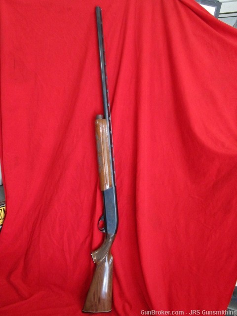 used Remington 1100 12ga 2 ¾” shell 29.5” barrel Fixed full choke. -img-1