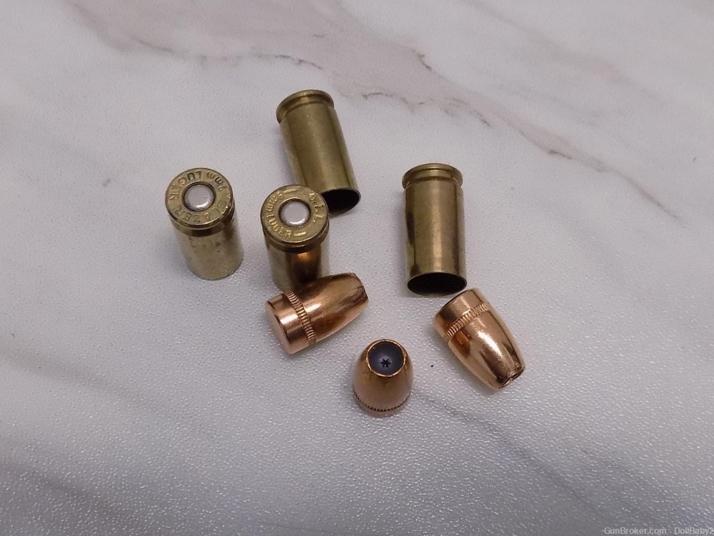 200rds Brass Primed and 124g HP 9mm Bullets-img-0