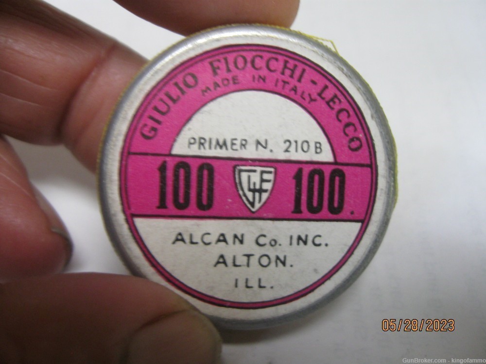 Rare 210B Alcan Fiocchi .210" BERDAN Primer 100 ct sealed Tin for Reloading-img-1