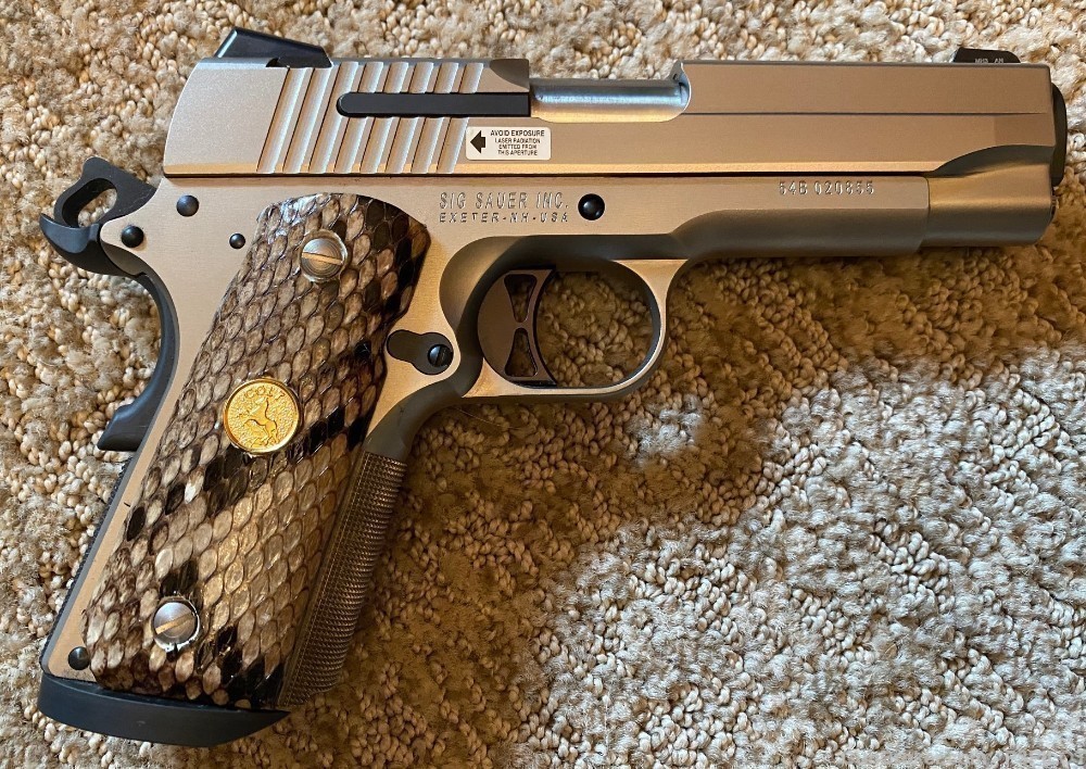Compact 1911 Grips Genuine Python Skin w/Colt Medallions GRIPS ONLY-img-2