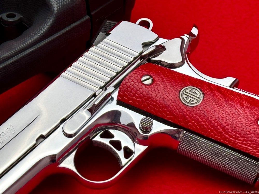 Sig Sauer Ultra Compact 1911 .45ACP *BREATHTAKING BRIGHT STAINLESS*-img-2