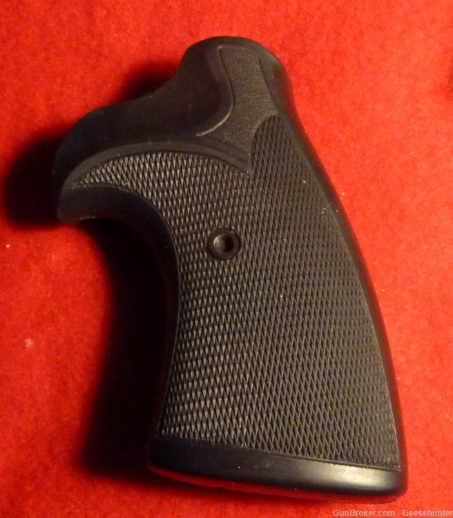 Pachmayr Grip Small Presentation R-S6-S5 Ruger Service Six Security Six-img-6