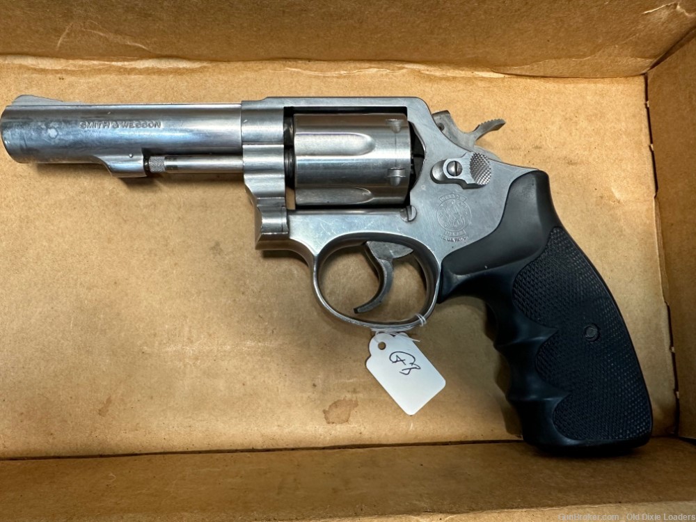 Smith & Wesson Model 65-4,  357 Mag in very Good Conditiom-img-0