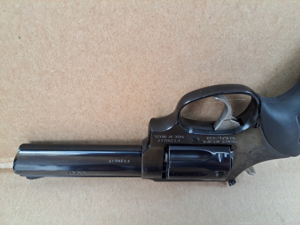 New Taurus Model 94 / M94 .22 LR Caliber Blued 9-Shot 4" Revolver-img-6