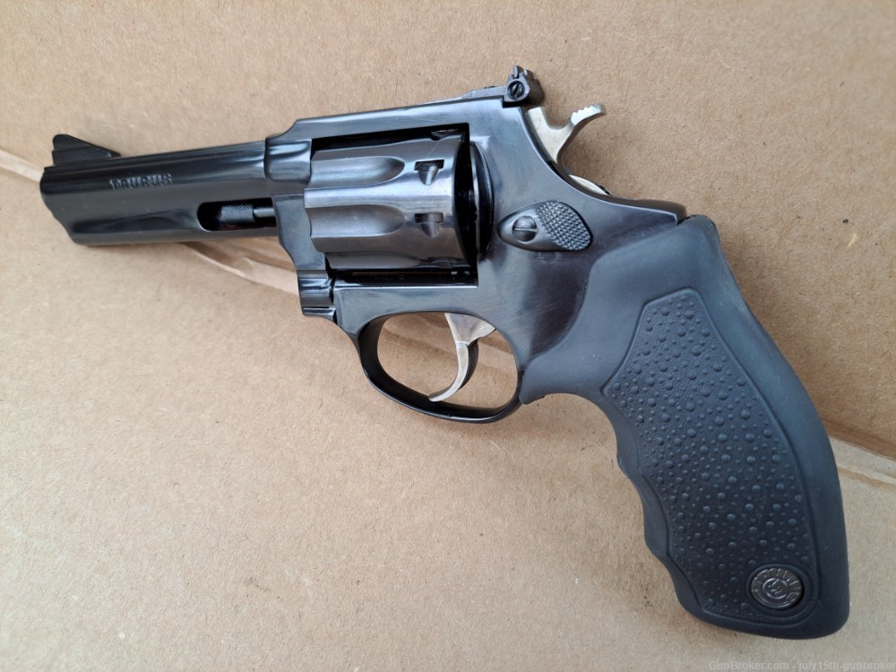 New Taurus Model 94 / M94 .22 LR Caliber Blued 9-Shot 4" Revolver-img-4