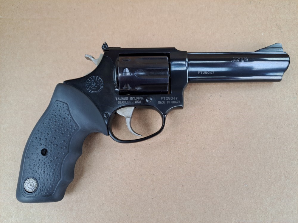 New Taurus Model 94 / M94 .22 LR Caliber Blued 9-Shot 4" Revolver-img-3