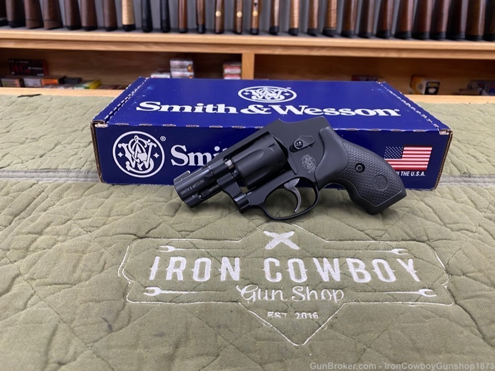   Smith & Wesson 103351 Model 351 Classic 22 WMR 1.88-img-0