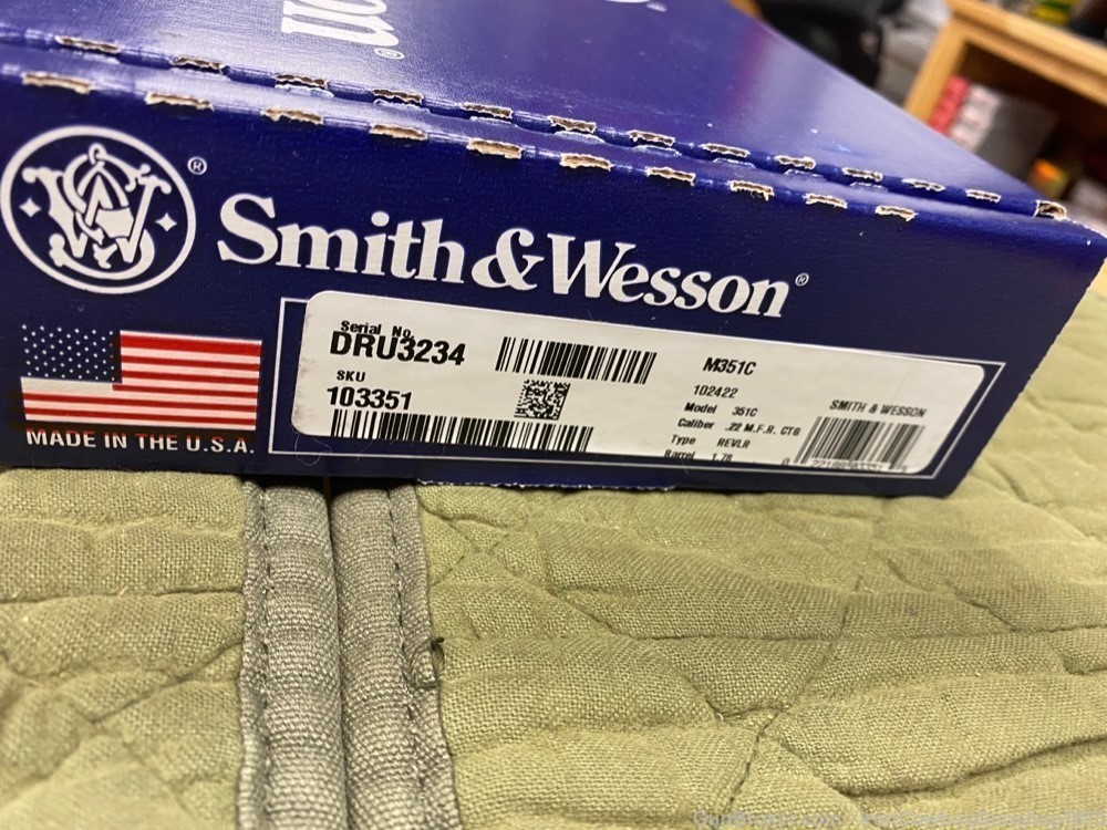   Smith & Wesson 103351 Model 351 Classic 22 WMR 1.88-img-5