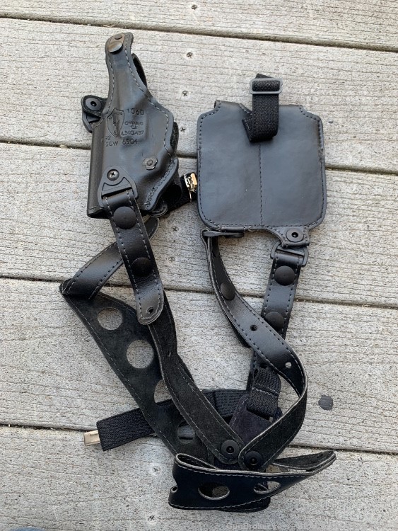 S&W 6904 safariland shoulder holster 1060 smith and wesson w magazine pouch-img-2