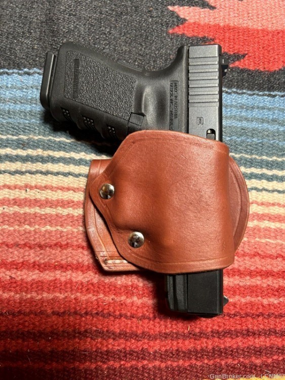 Leather Yaqui Holster made to fit the Colt Model 1911 or the Glock 17 19 22-img-1