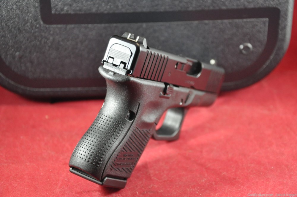 Glock G265FSUS G26 Gen5 9mm 3.43" 10+1 Black Steel Front Serrations Slide  -img-6