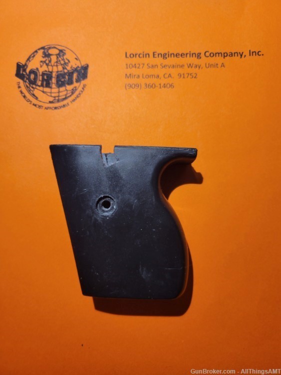 Lorcin Engineering Company L25 new smooth black 1 piece grips-img-2