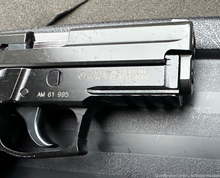 Sig Sauer P229R .40 S&W Pistol, DAK, Accessory Rail, P229-img-17