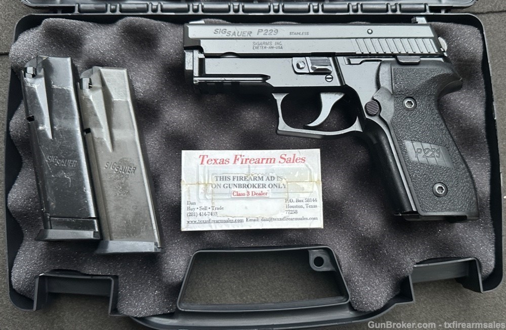 Sig Sauer P229R .40 S&W Pistol, DAK, Accessory Rail, P229-img-43