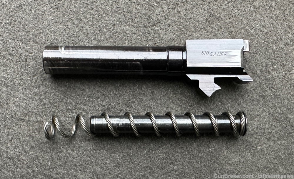 Sig Sauer P229R .40 S&W Pistol, DAK, Accessory Rail, P229-img-35