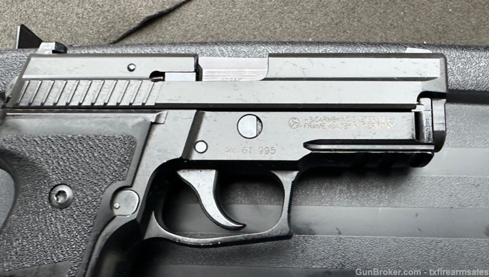 Sig Sauer P229R .40 S&W Pistol, DAK, Accessory Rail, P229-img-15