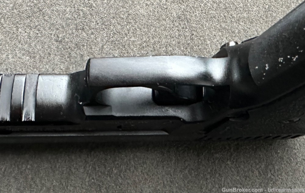 Sig Sauer P229R .40 S&W Pistol, DAK, Accessory Rail, P229-img-25