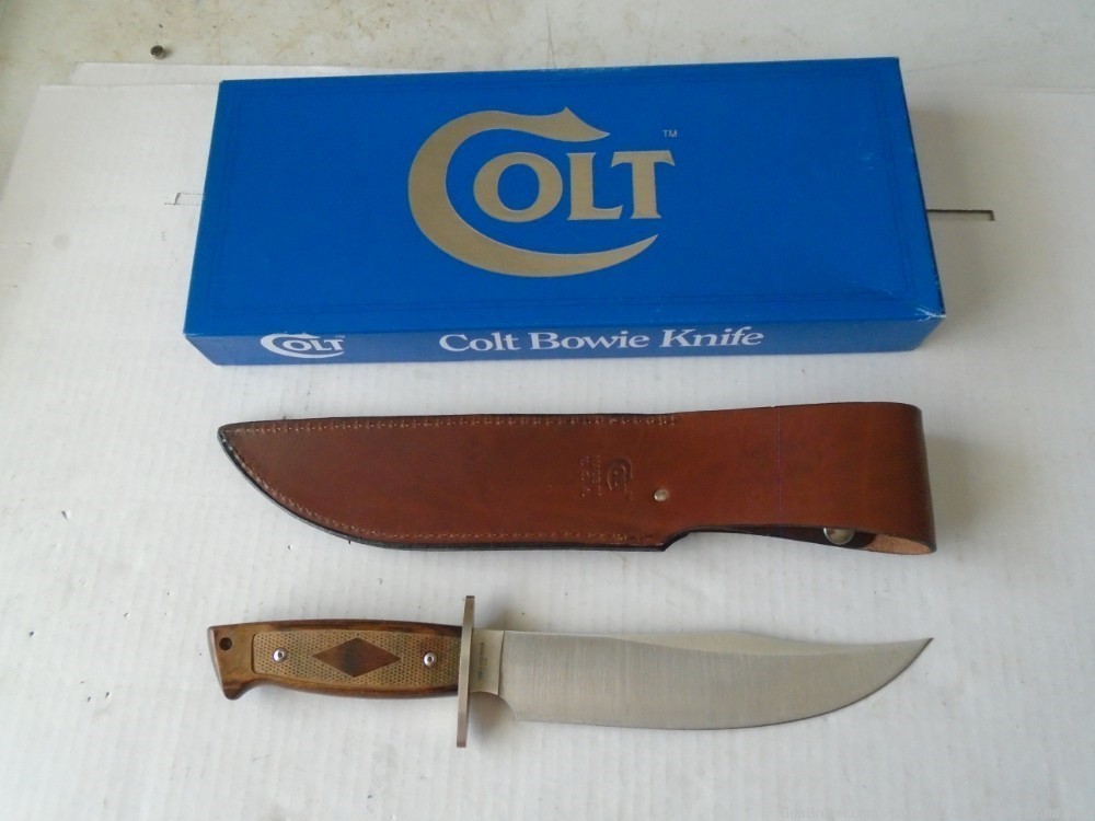 NIB Unicorn Rare & Flawless Colt CT1 Bowie Knife MADE IN THE USA!-img-1