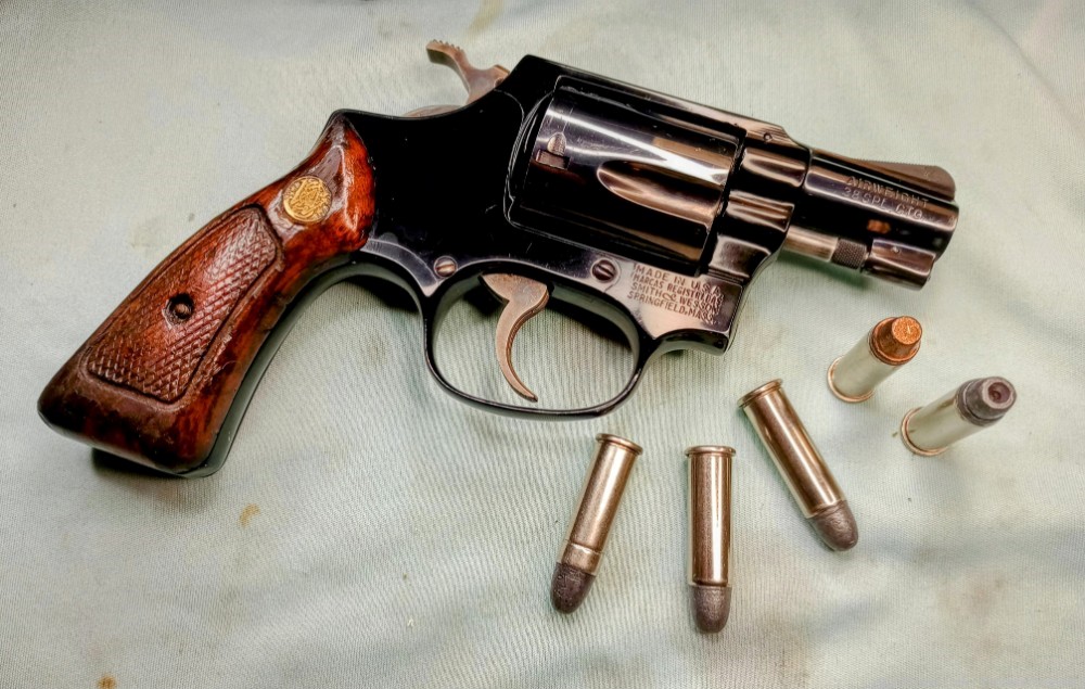 Mint Smith&Wesson Chiefs Special 38 SnubNose S&W Model 37 colt ruger 1971-img-6