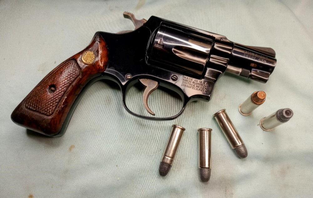 Mint Smith&Wesson Chiefs Special 38 SnubNose S&W Model 37 colt ruger 1971-img-9