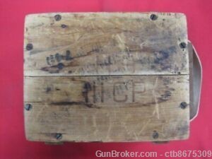 Canadian Colt WWII Wooden Ammo Box with Tin -img-4
