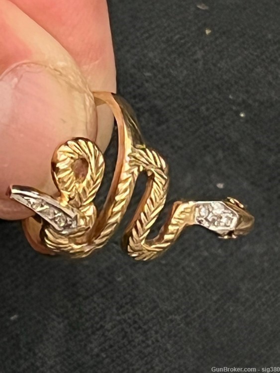 VINTAGE 14K GOLD DIAMOND SNAKE RING WITH RUBY EYES, 5GR -img-9