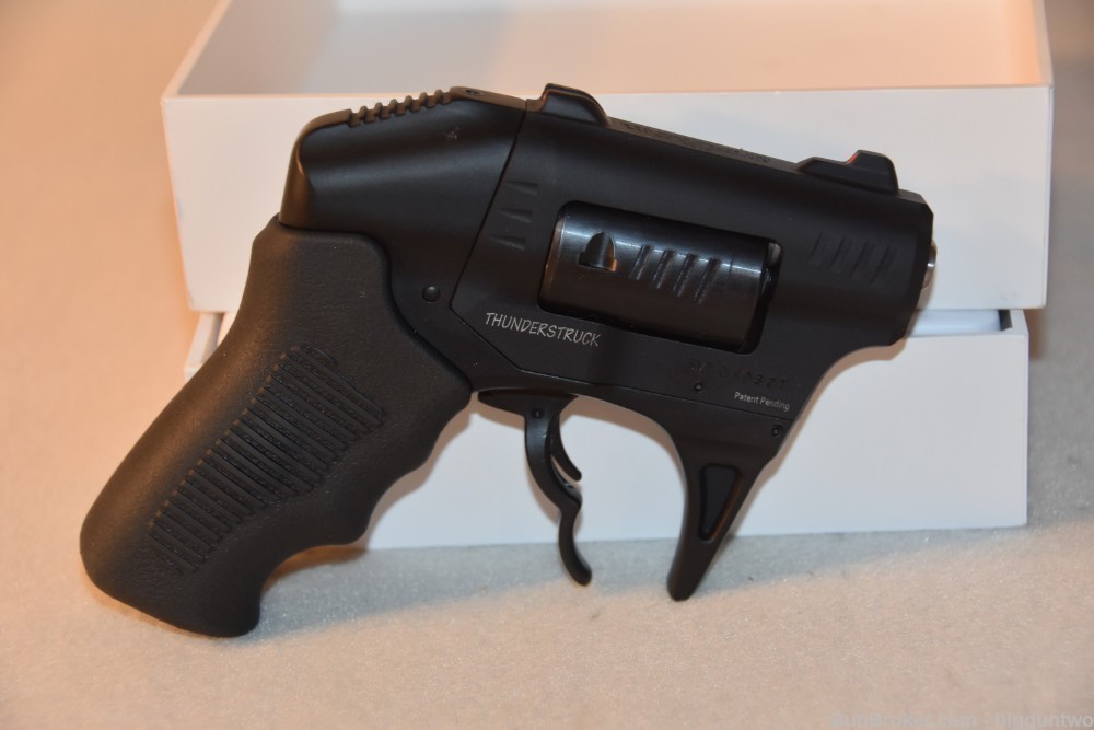 Standard S333 .22 Mag 8 Shot Revolver Brand New in Factory Box with paper-img-5