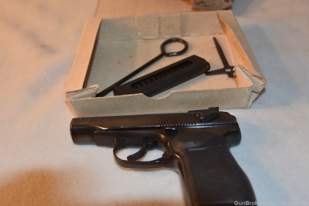 IMEZ (Made in Russia) Makarov ,380ACP Semi Auto Pistol in Box with misc.-img-2