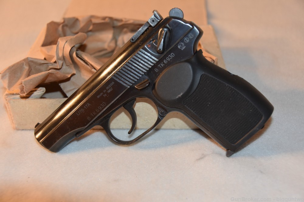 IMEZ (Made in Russia) Makarov ,380ACP Semi Auto Pistol in Box with misc.-img-4