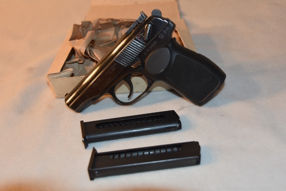 IMEZ (Made in Russia) Makarov ,380ACP Semi Auto Pistol in Box with misc.-img-3