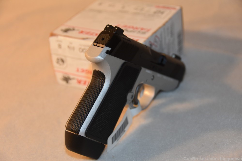 Kimber EVO SP 9MM Cal. Semi Auto Pistol Brand New in Factory Box with paper-img-9