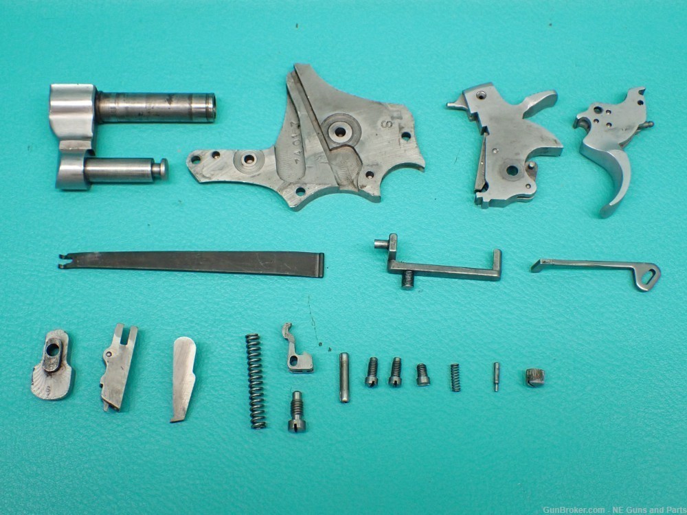 Smith & Wesson 66-1 .357 Magnum 4.25" bbl Parts Kit MFG 1980-img-10