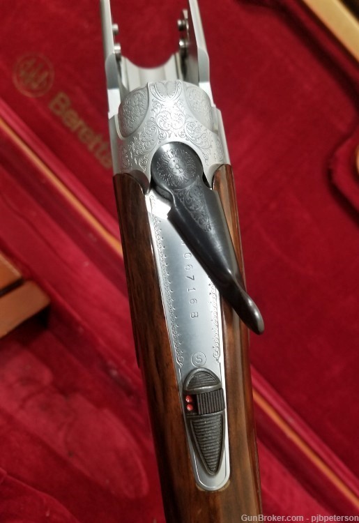 A Rare Find! Beretta S687 EL Gold Pigeon O/U Shotgun w/New Spanish Leather-img-7