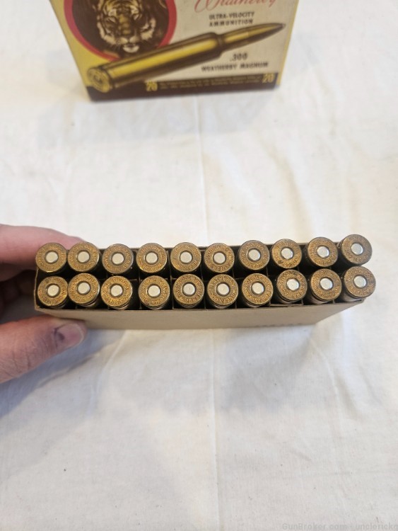 Vtg weatherby 300 magnum handloads 20 rds with tiger box-img-1