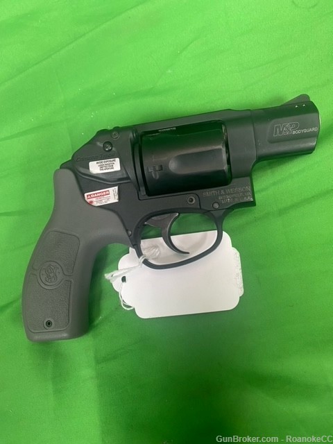 Smith & Wesson 38 SPL Bodyguard .38 Revolver with Crimson Trace Laser-img-0
