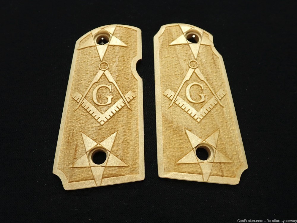Maple Masonic Kimber Mirco 9 Grips Checkered Engraved Textured-img-0